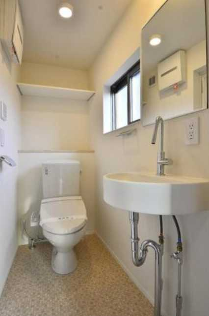 グランレジデンス駒沢大学S　礼金0　最上階角部屋　デザイナーズのトイレ