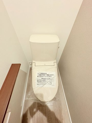 川越市稲荷町　新築分譲　東武東上線『上福岡駅』徒歩13分　【高階南小学区】のトイレ