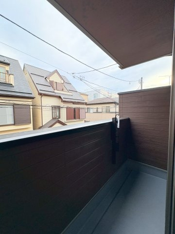 川越市稲荷町　新築分譲　東武東上線『上福岡駅』徒歩13分　【高階南小学区】のバルコニー