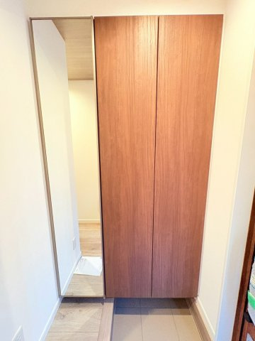 川越市稲荷町　新築分譲　東武東上線『上福岡駅』徒歩13分　【高階南小学区】の玄関