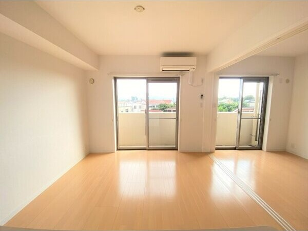 リーベンRの居間・リビング