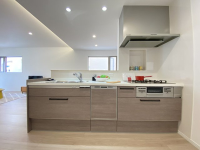 【キッチン】 | 南城市玉城船越Ⅱ（全11棟）7・9・10号棟 | 10号棟　ビルトイン食洗機付き♪