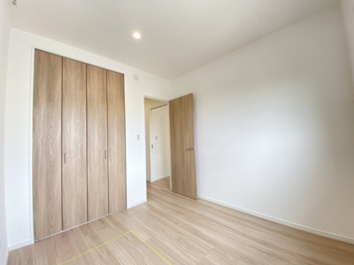 【洋室】 | 南城市玉城船越Ⅱ（全11棟）7・9・10号棟 | 10号棟　洋室4.5帖＋CL付き♪