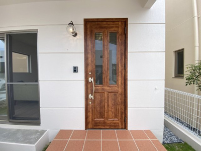 【玄関】 | 南城市玉城船越Ⅱ（全11棟）7・9・10号棟 | 10号棟　ダブルロックキー♪