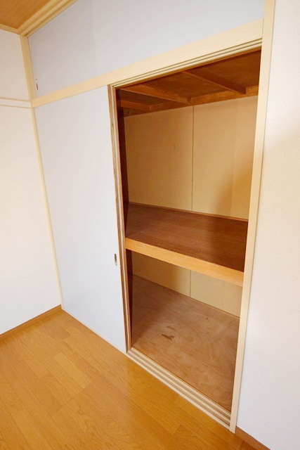 泉タウン２０の収納