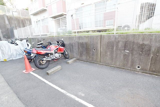 泉タウン２０の駐車場