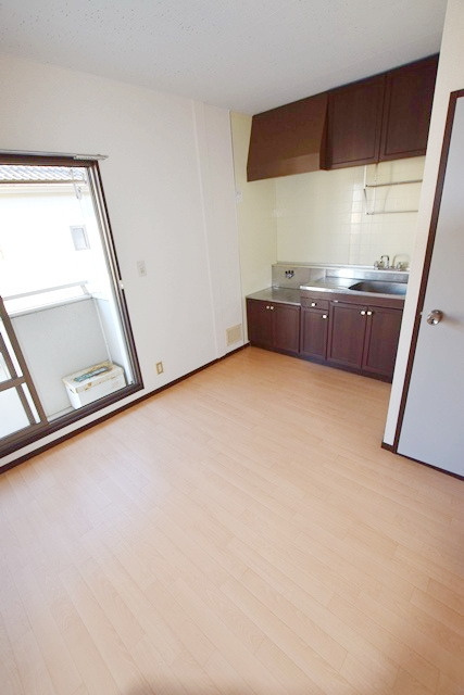 泉タウン２０の居間・リビング