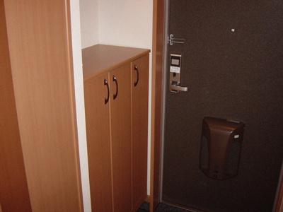 【玄関】 | サンローズ | 玄関