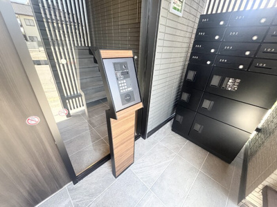 【エントランス】 | D-GLANZ宿郷