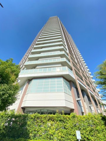 パークタワー南千里丘の外観