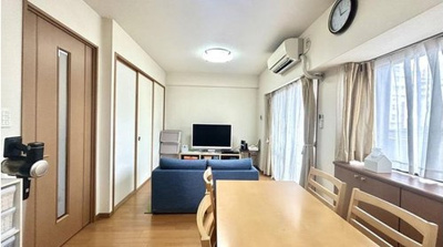 【居間・リビング】 | ルイシャトレ梅田北