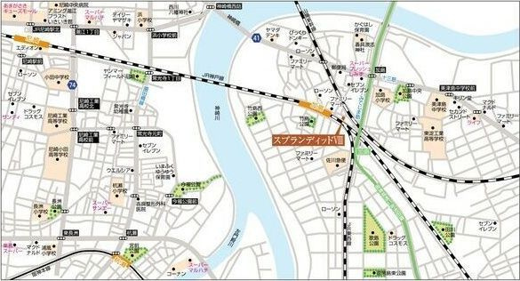 スプランディッドVIII(エイト)の地図