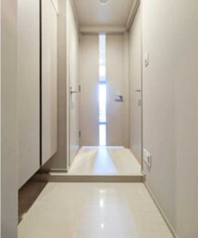 グレーシアフィット三軒茶屋　新築　ペット相談　駐車場の玄関