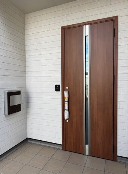 アリビア城町Ｂのエントランス