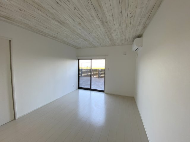 Loaplata Cube C棟の洋室