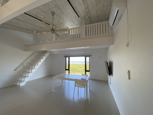 Loaplata Cube C棟の居間・リビング