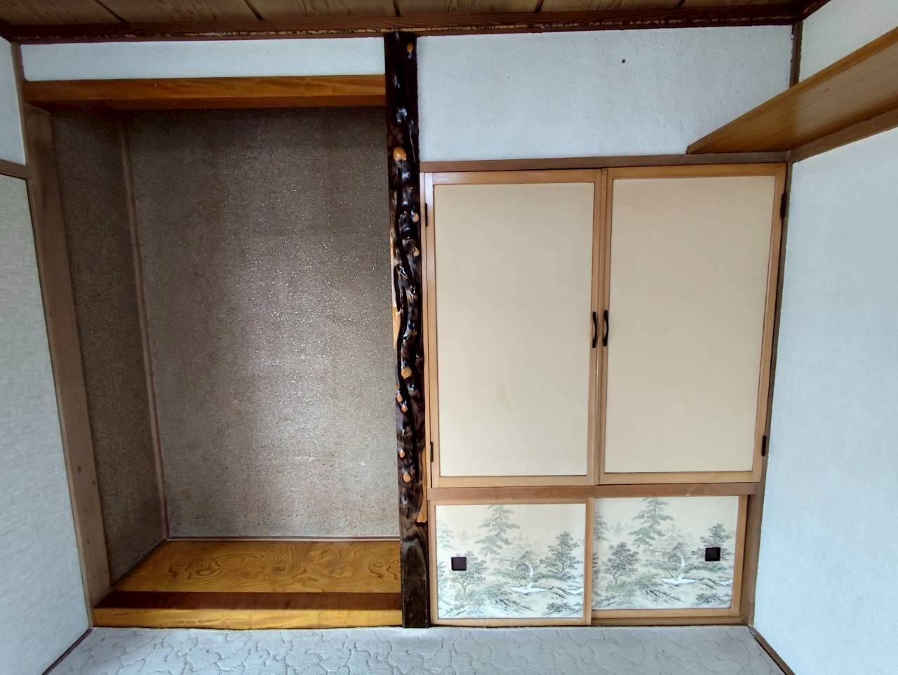 興津２丁目29貸家の収納