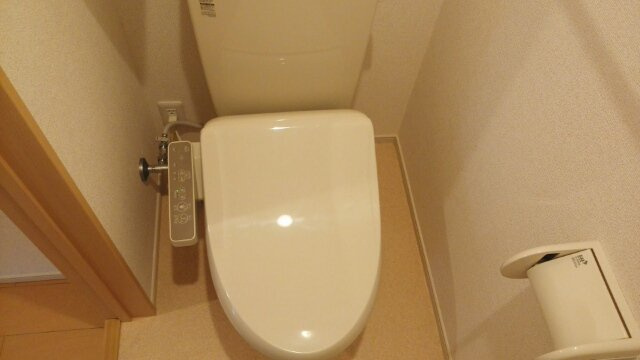 アライブ・サピーのトイレ|コンパクトで使いやすいトイレです