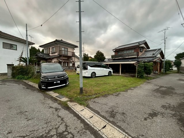 いすみ市大原　中古戸建の前面道路含む現地写真