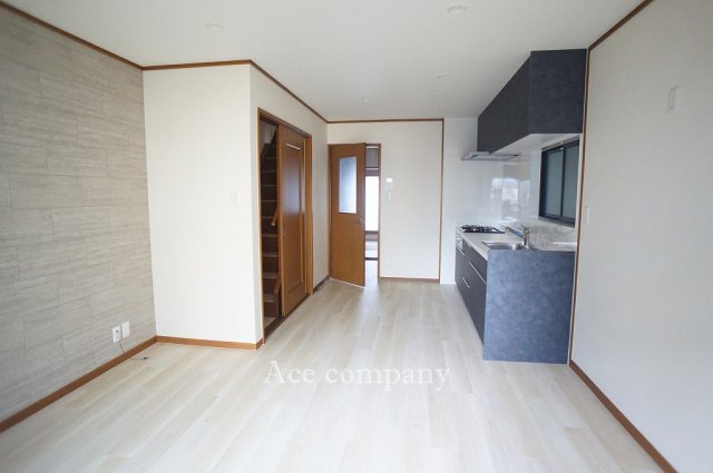 【居間・リビング】 | 東大阪市荒川3丁目 | 【LDK：10.5帖】各箇所にダウンライト新設です☆