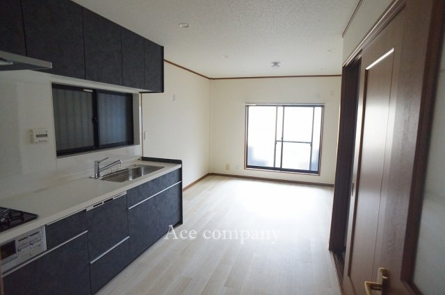 【居間・リビング】 | 東大阪市荒川3丁目 | 【LDK：10.5帖】