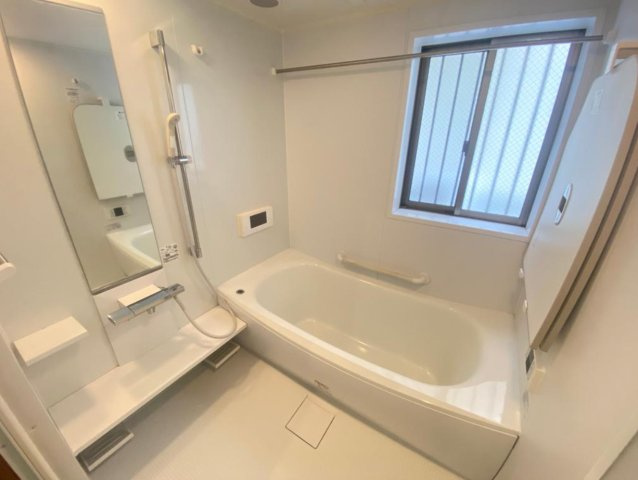 横浜市戸塚区下倉田町 中古戸建て【仲介手数料無料】の浴室