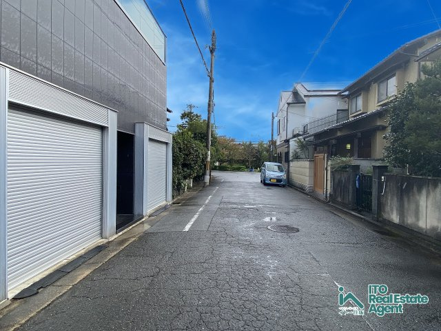 下鴨北園町 土地の前面道路含む現地写真