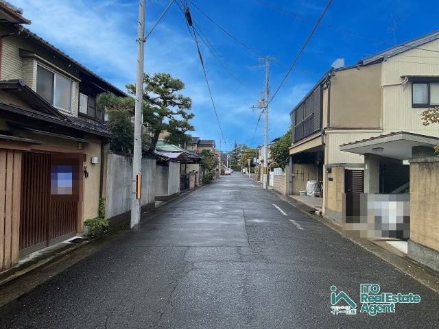 下鴨北園町 土地の前面道路含む現地写真