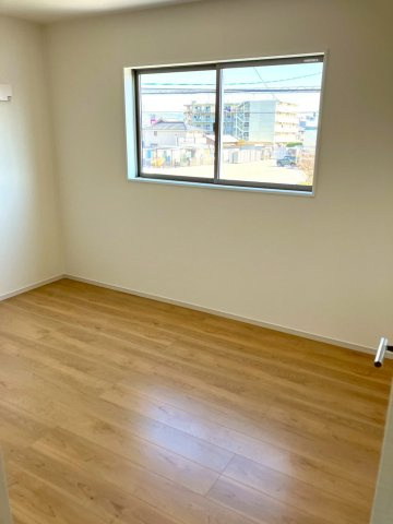 高松市上天神町②　新築戸建　２階建　５LDKの洋室