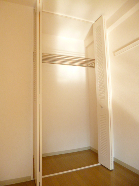 ＧＲＡＮＤＩＯＳＥ　ＨＩＲＡＮＯの収納|★天井までの高さがあるクローゼット収納★