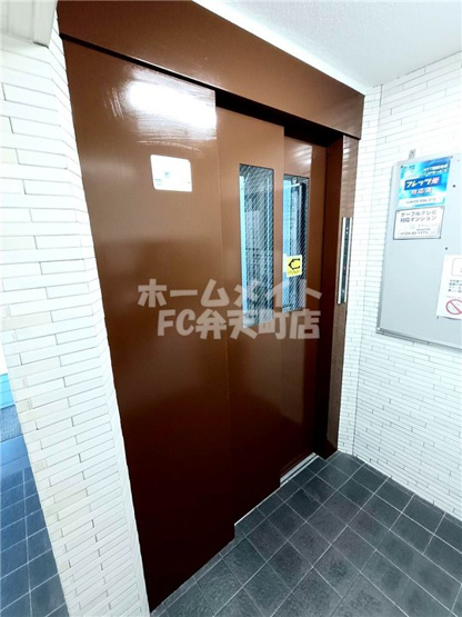 【ロビー】 | エフアールみなと通り