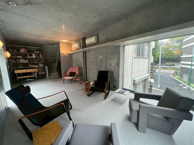 港区西麻布　中古戸建の居間・リビング