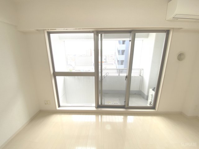 オーキッドレジデンス浦和の寝室|洋室大開口☆彡