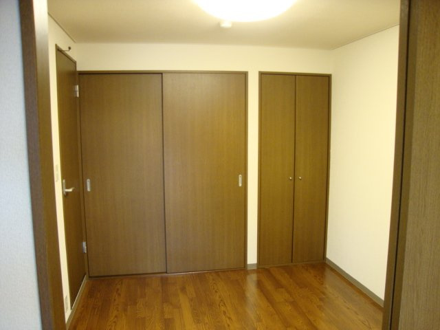 ルミエール泉の収納|中洋室