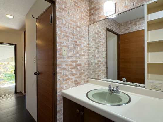 【独立洗面台】 | スカイヒルズD棟