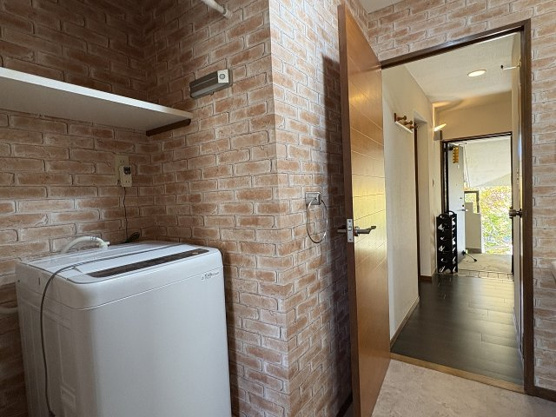 【その他】 | スカイヒルズD棟 | 洗濯機置場