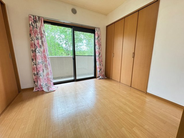 キングパレスの居間・リビング