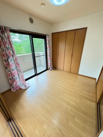 キングパレスの居間・リビング