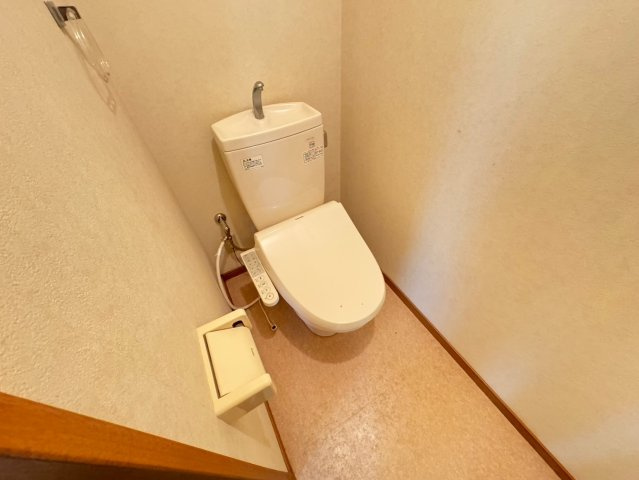 キングパレスのトイレ