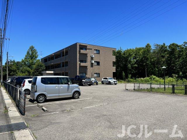 キングパレスの駐車場