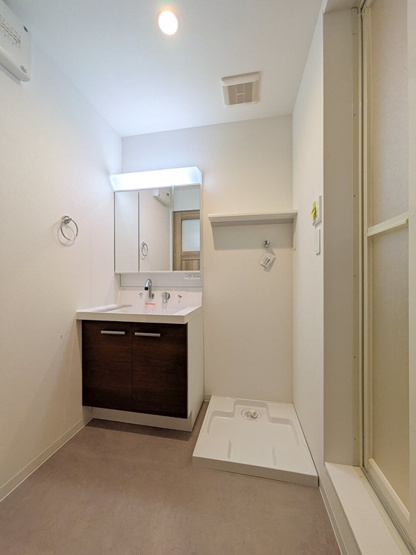 【独立洗面台】 | 仲介手数料０円！HPには初期費用掲載！「プライスホーム」で検索！グランリオ百年橋