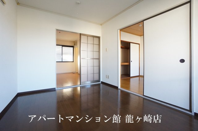 はなみずきの寝室