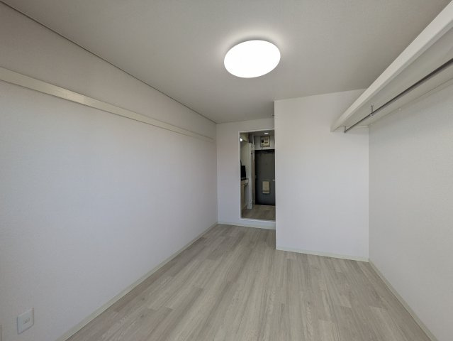 インペリアルルーム| 名古屋市の賃貸ならMy賃貸の寝室|インベリアルルーム
リノベーション工事中の為、同タイプのイメージ写真になります