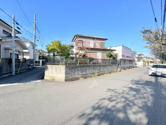 【前面道路含む現地写真】 | 狭山市水野　建築条件なし売地　西武新宿線『入曽駅』徒歩10分　【南小学区】