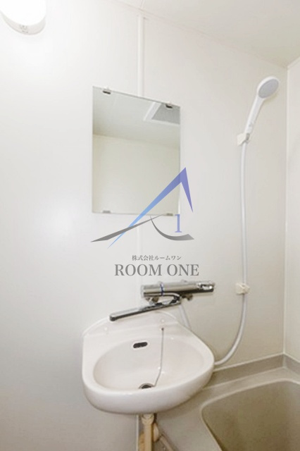 六本木プレイスの洗面所|洗面台です。