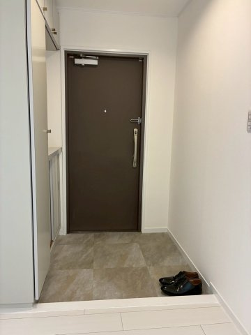 エスポア名東の玄関