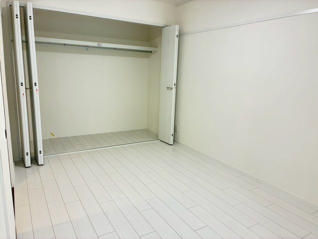 エスポア名東の洋室|東側洋室