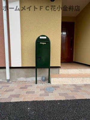 【設備】 | ヴィラアイビス | 可愛いポストには宅配BOXついてます