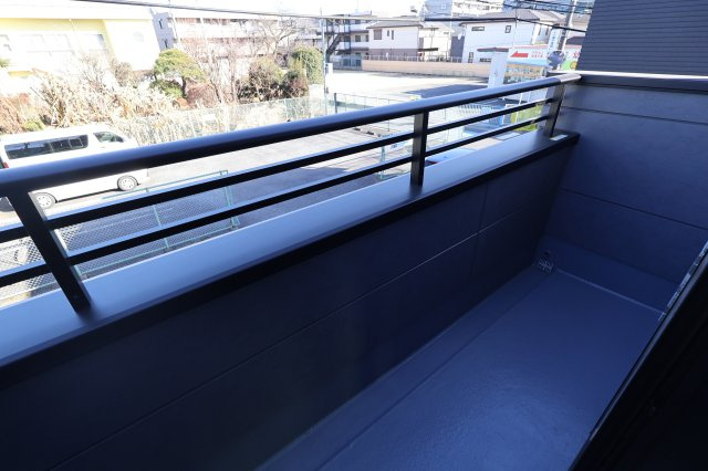 《仲介手数料無料》大宮区上小町300-2新築一戸建てフィットエーのバルコニー