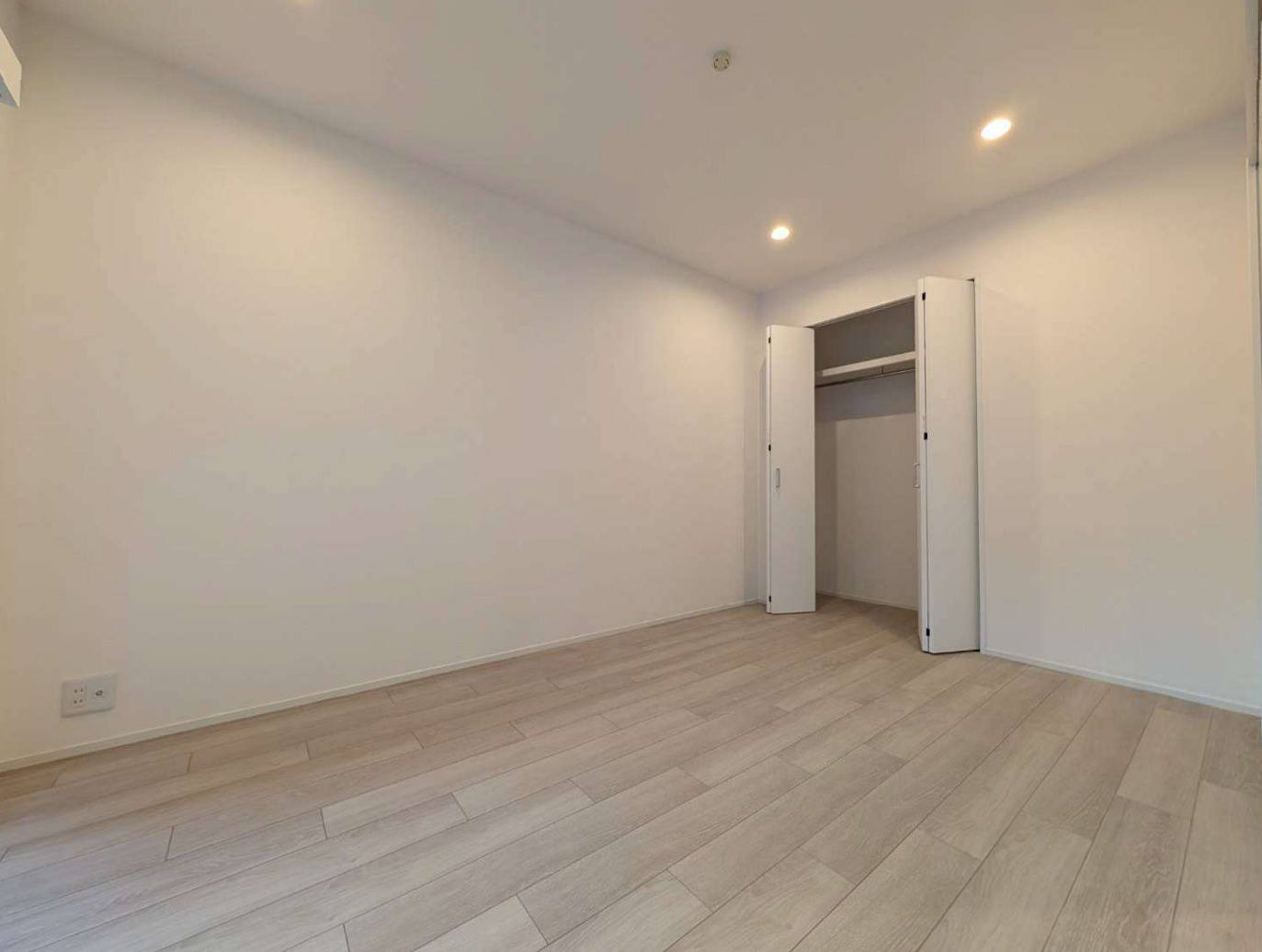 プランヴェール吉野町【仲介手数料無料】の洋室